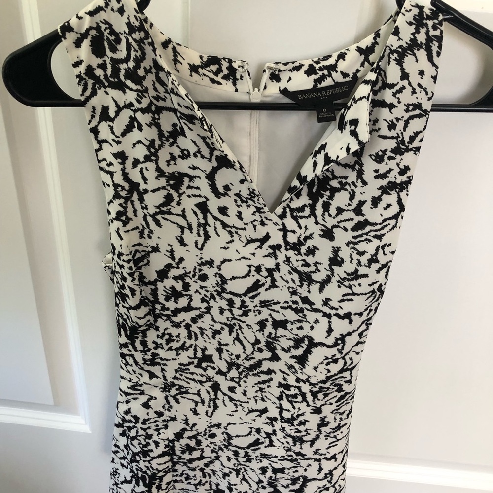 Banana Republic Printed Dress Tank